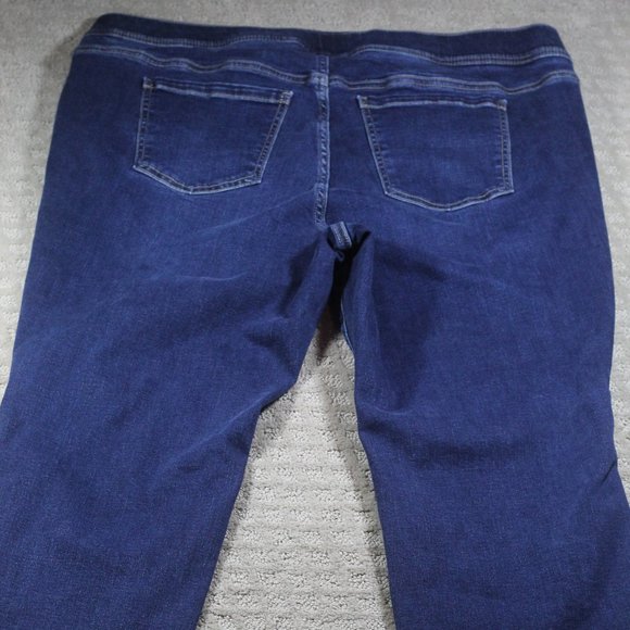 Torrid Size 2S Lean Jean Super Soft Blue Jeans - Picture 3 of 7